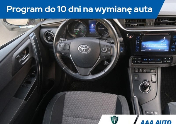 Toyota Auris cena 75000 przebieg: 116152, rok produkcji 2018 z Nisko małe 191